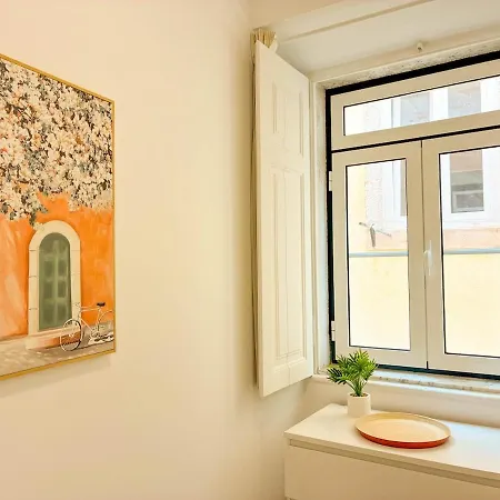 Principe Real - Charming With Terrace